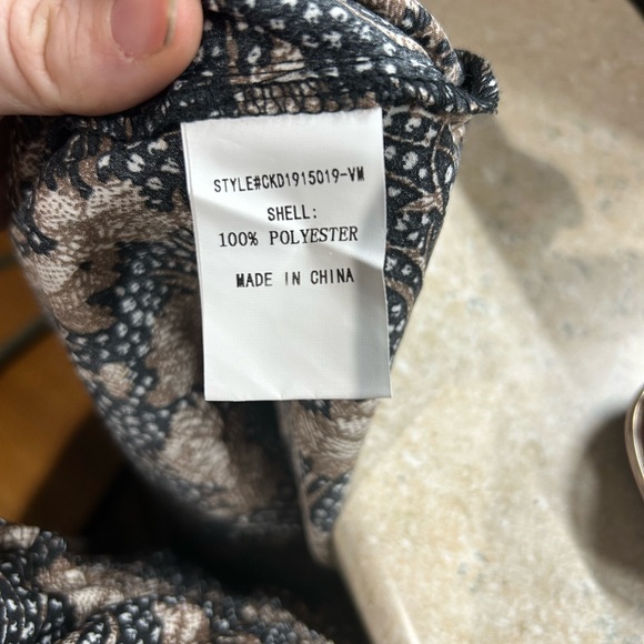 MELLODAY Black and Brown Patterned Dress - Picture 9 of 10